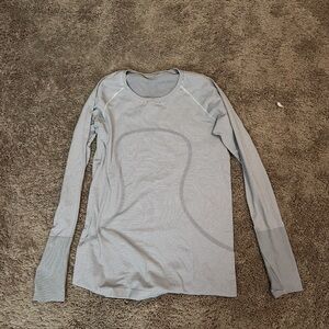 lululemon longsleeve